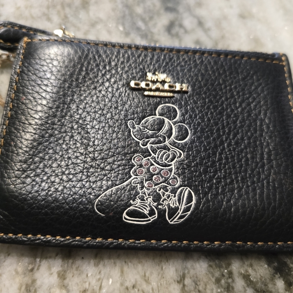 Coach Black Leather Minnie Mouse Zip Card Case - Picture 2 of 4